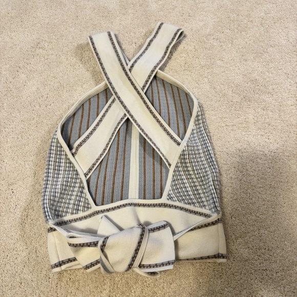 Halter top - Picture 2 of 2